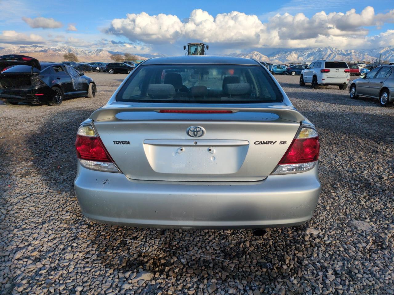 2005 Toyota Camry Le VIN: 4T1BE32K75U549331 Lot: 81057344