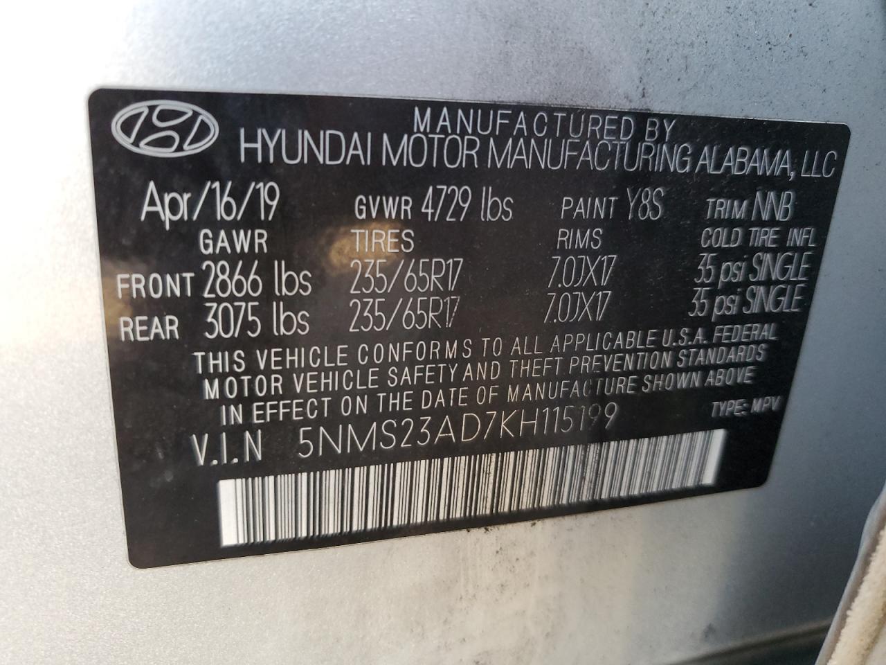 2019 Hyundai Santa Fe - Image 13