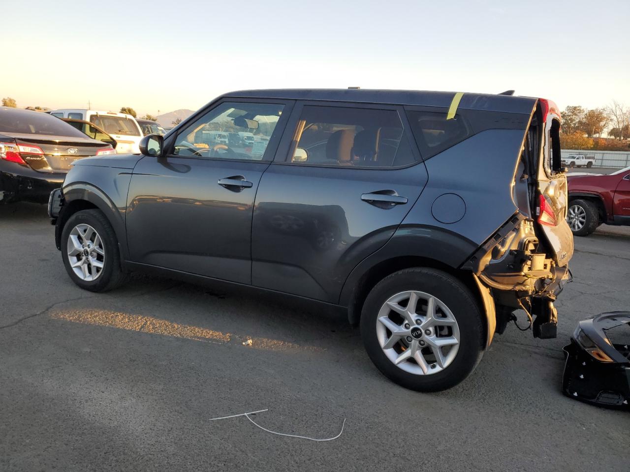 2021 Kia Soul - Image 2