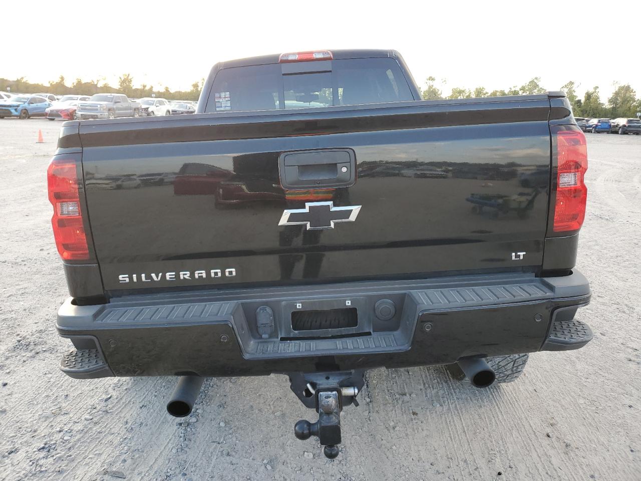 2018 Chevrolet Silverado - Image 6