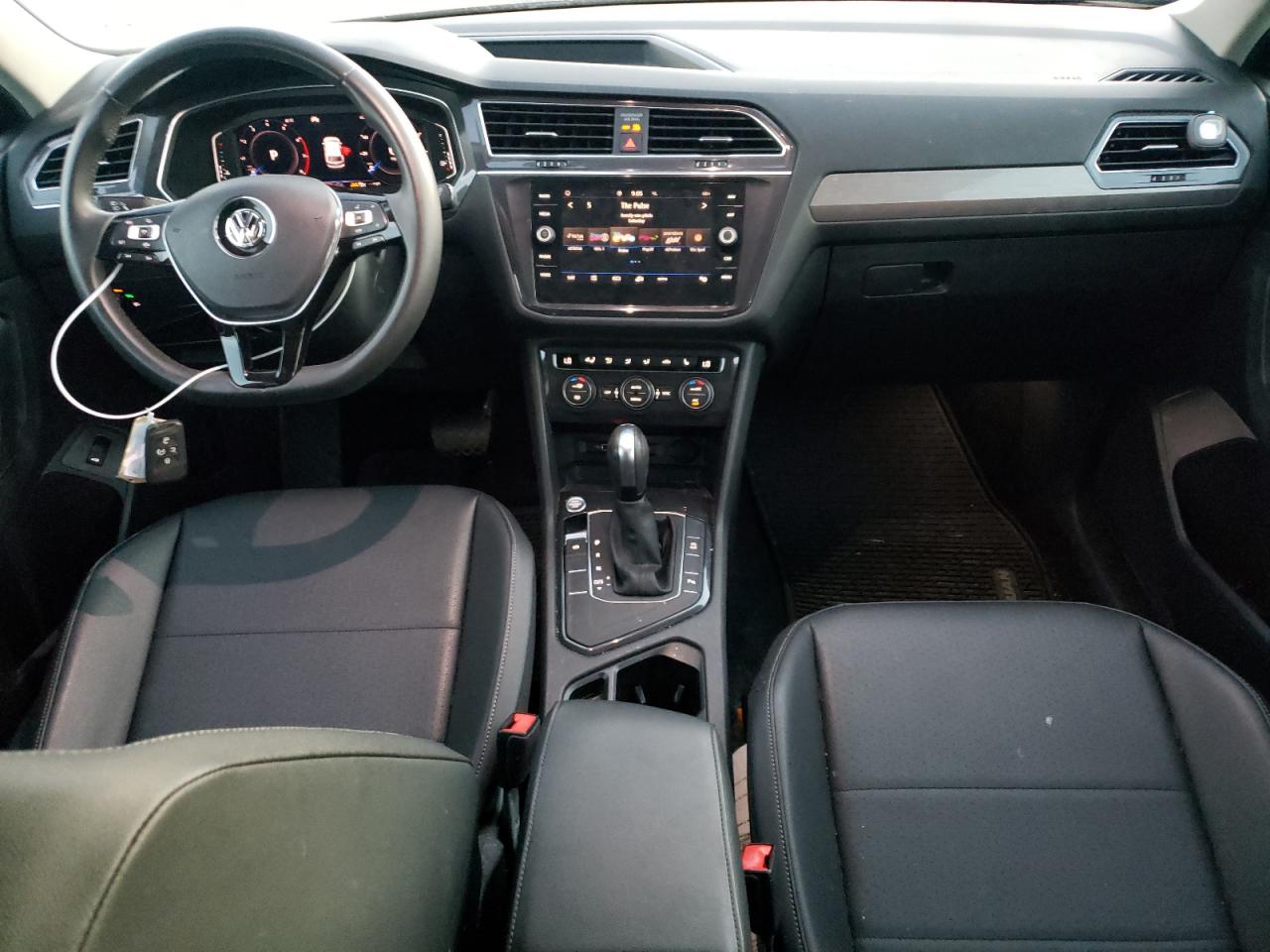 2020 Volkswagen Tiguan - Image 8