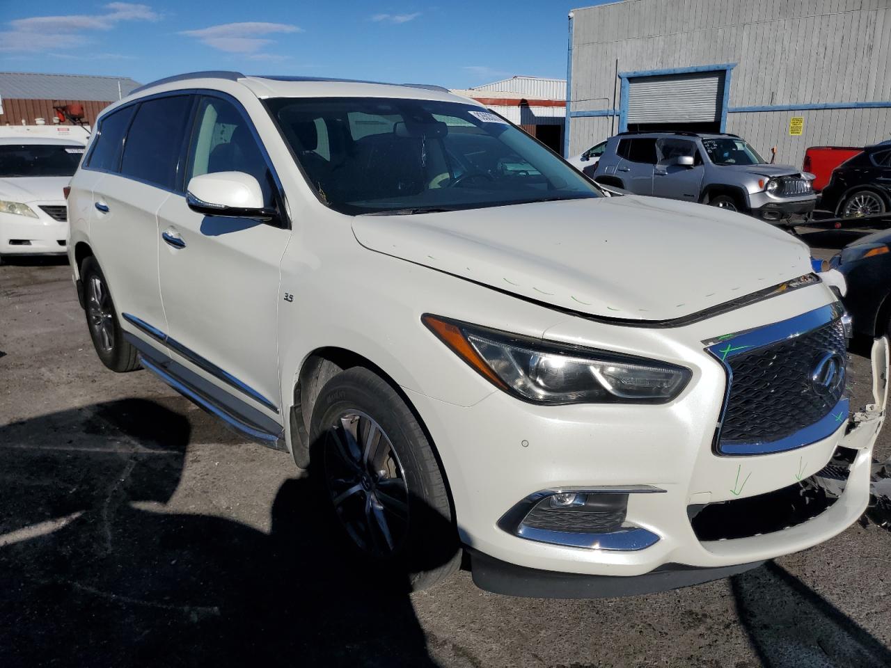 2017 Infiniti QX60 - Image 4