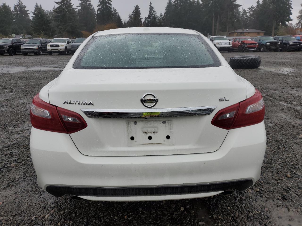 2018 Nissan Altima - Image 6
