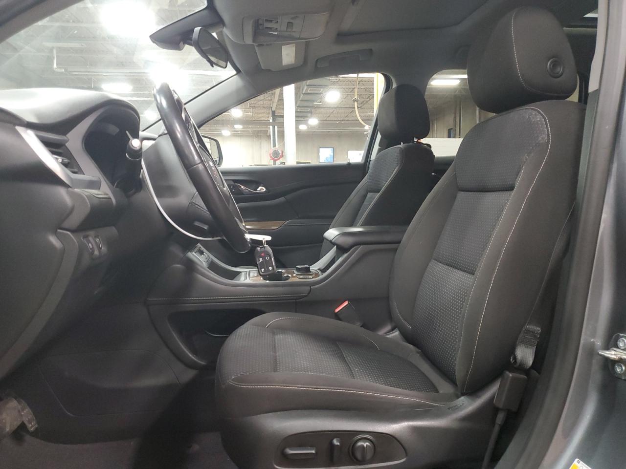 2020 GMC Acadia - Image 7