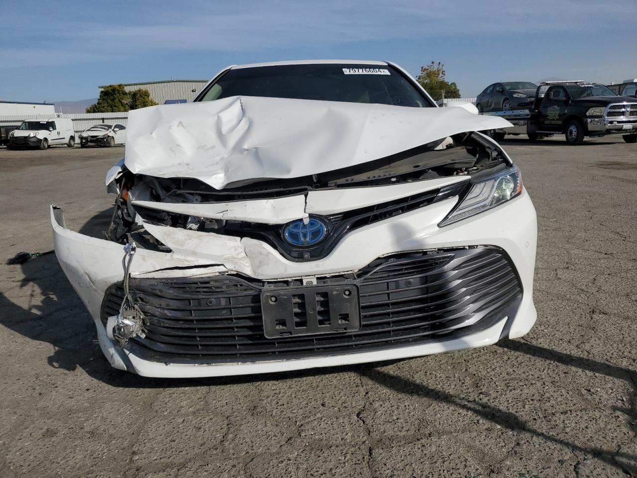 VIN 4T1B21HK9JU009705 2018 TOYOTA CAMRY no.5