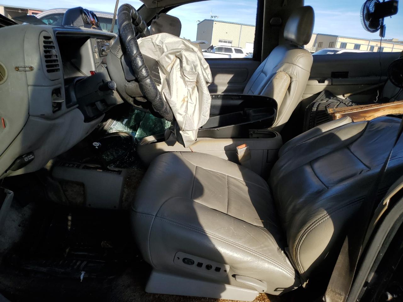 1995 Chevrolet Tahoe - Image 7