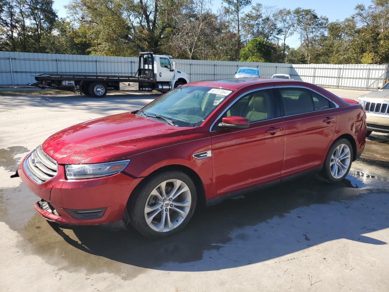 2013 Ford Taurus - Image 1