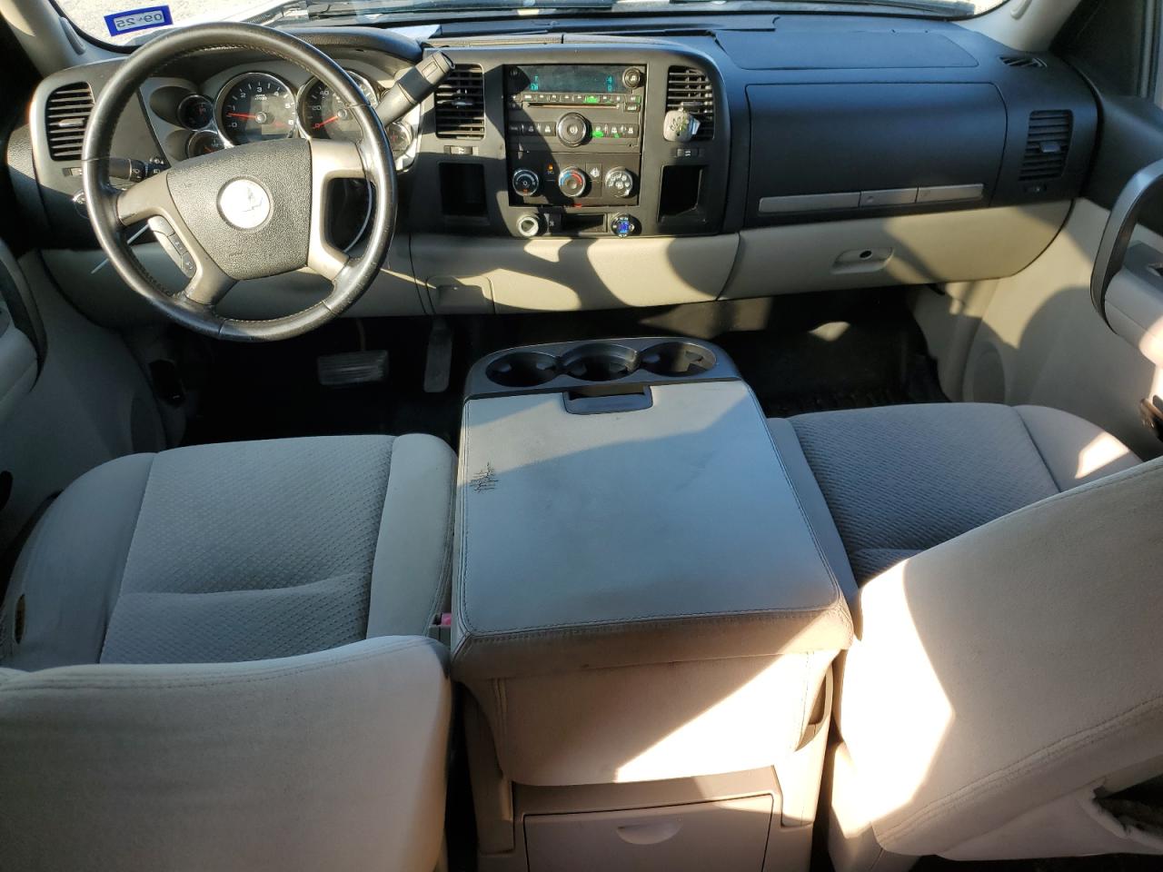 2008 Chevrolet Silverado - Image 8