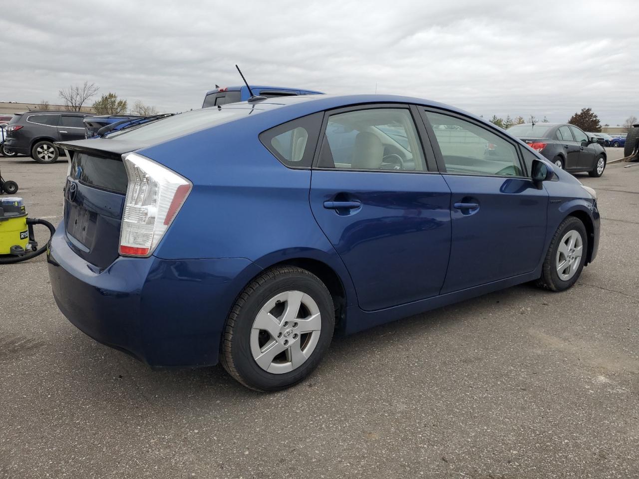 2010 Toyota Prius - Image 3