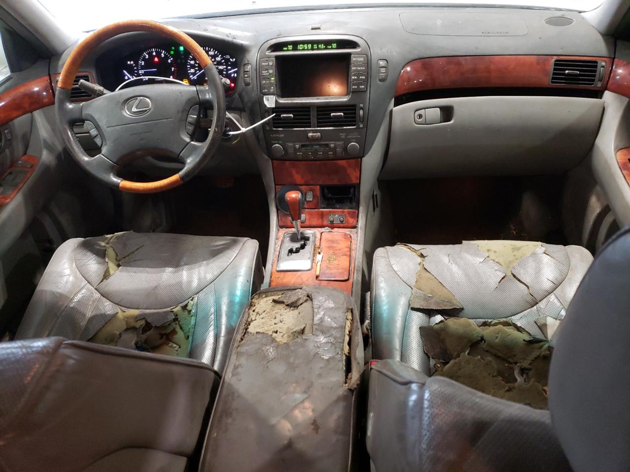 2004 Lexus LS - Image 8