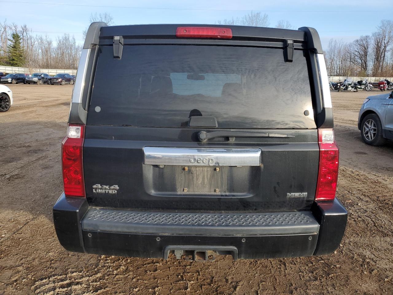 2010 Jeep Commander - Image 6
