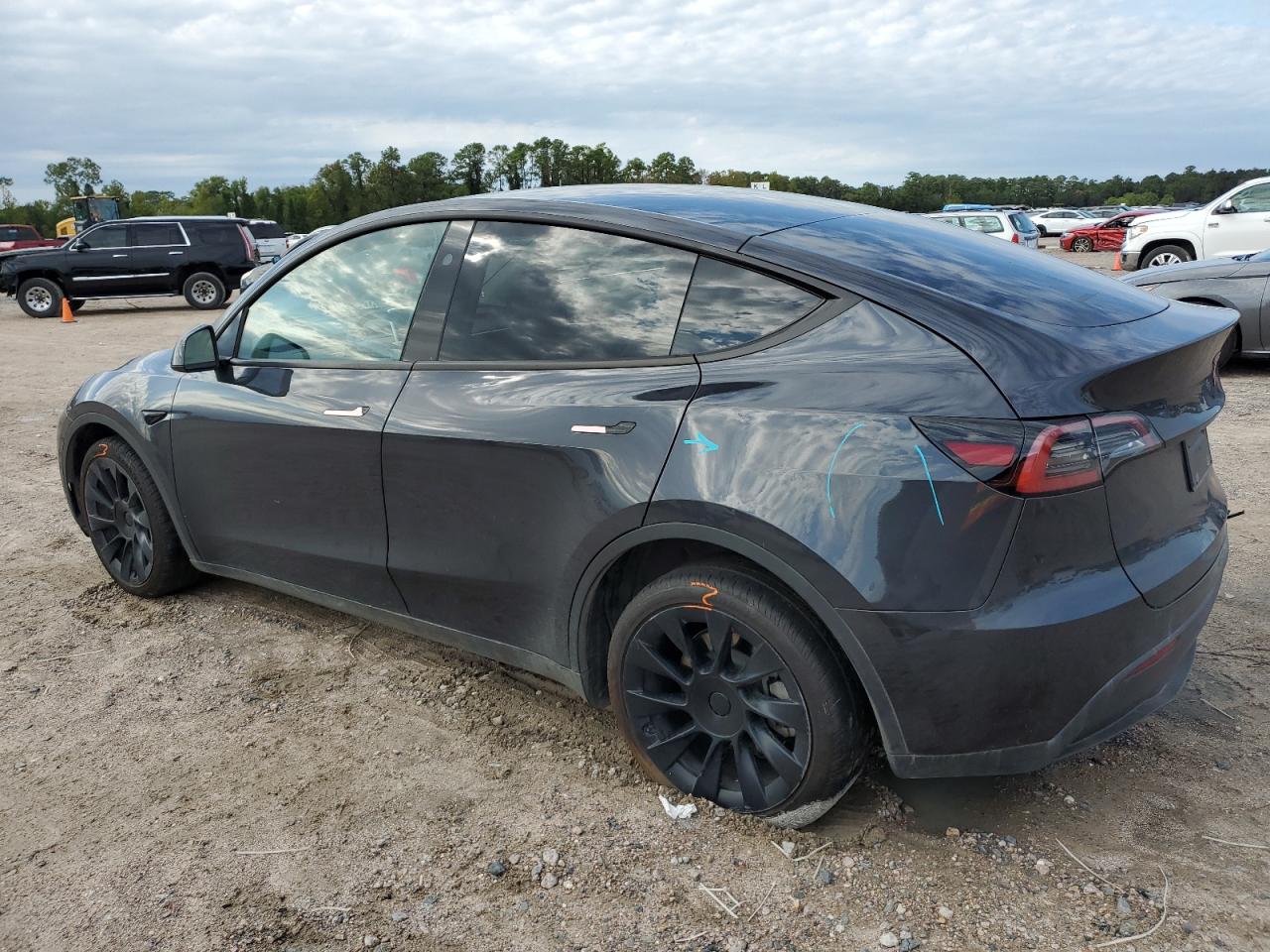 VIN 7SAYGDED7RF044760 2024 TESLA MODEL Y no.2