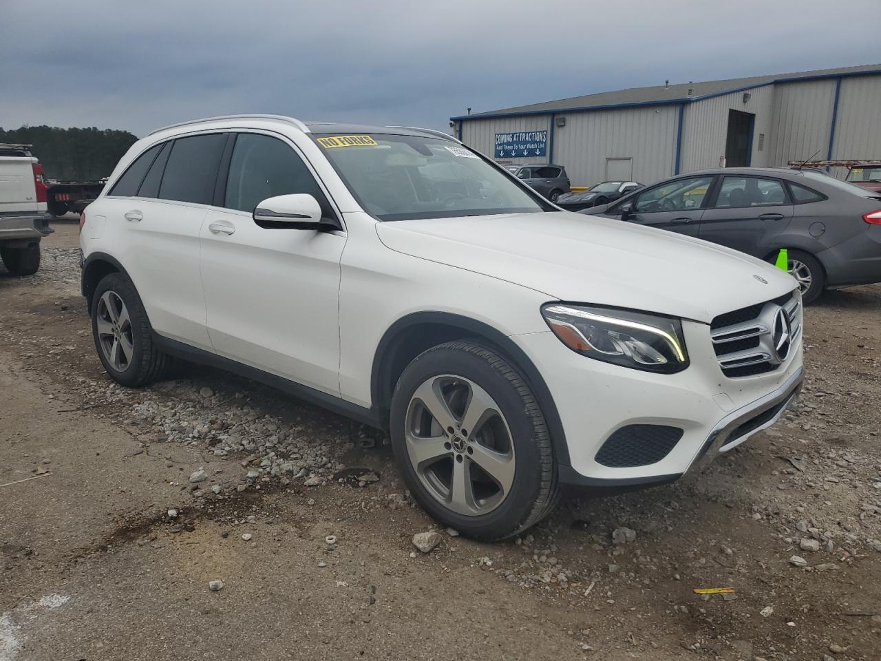 VIN WDC0G4JB0HV013455 2017 MERCEDES-BENZ GLC-CLASS no.4