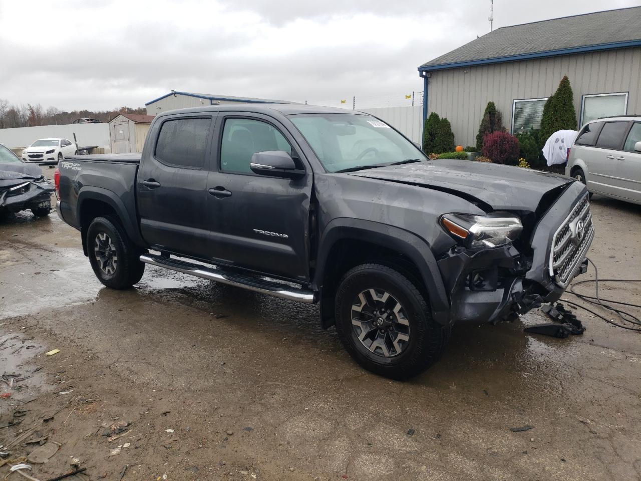 VIN 3TMAZ5CN9HM046188 2017 TOYOTA TACOMA no.4