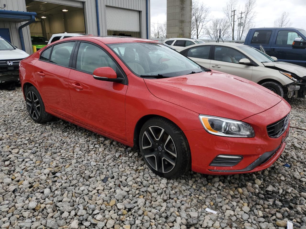 VIN YV126MFL1J2465953 2018 VOLVO S60 no.4