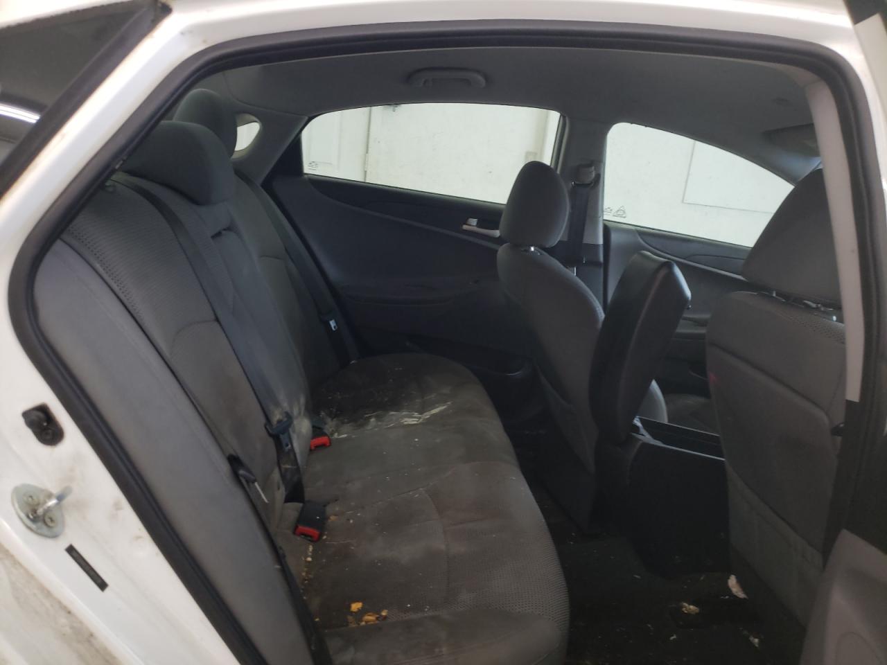 2014 Hyundai Sonata - Image 10