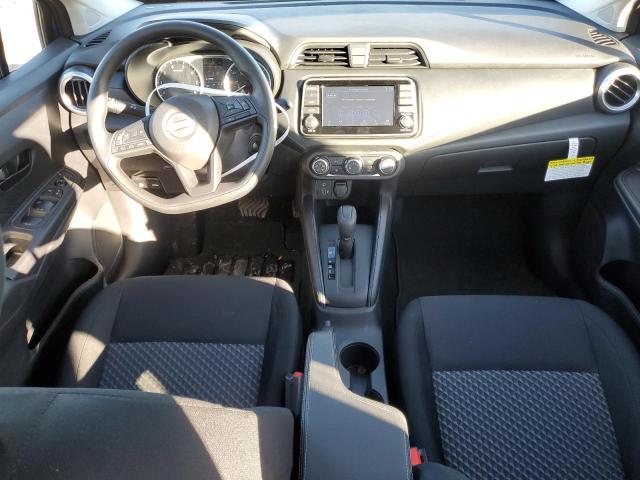  NISSAN VERSA 2024 Granatowy