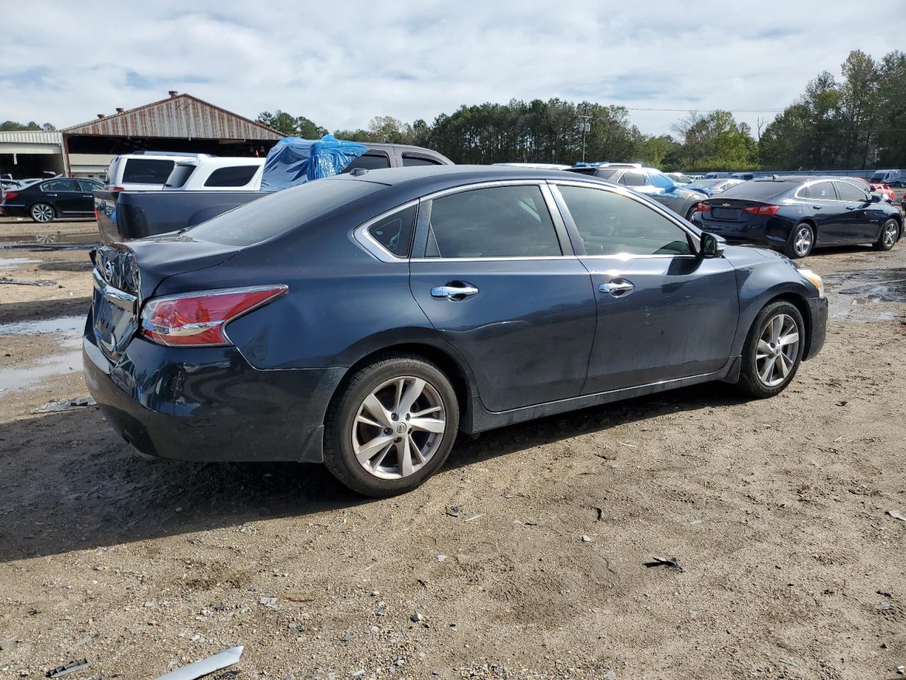 2015 Nissan Altima 2.5 VIN: 1N4AL3AP2FC214512 Lot: 81300524