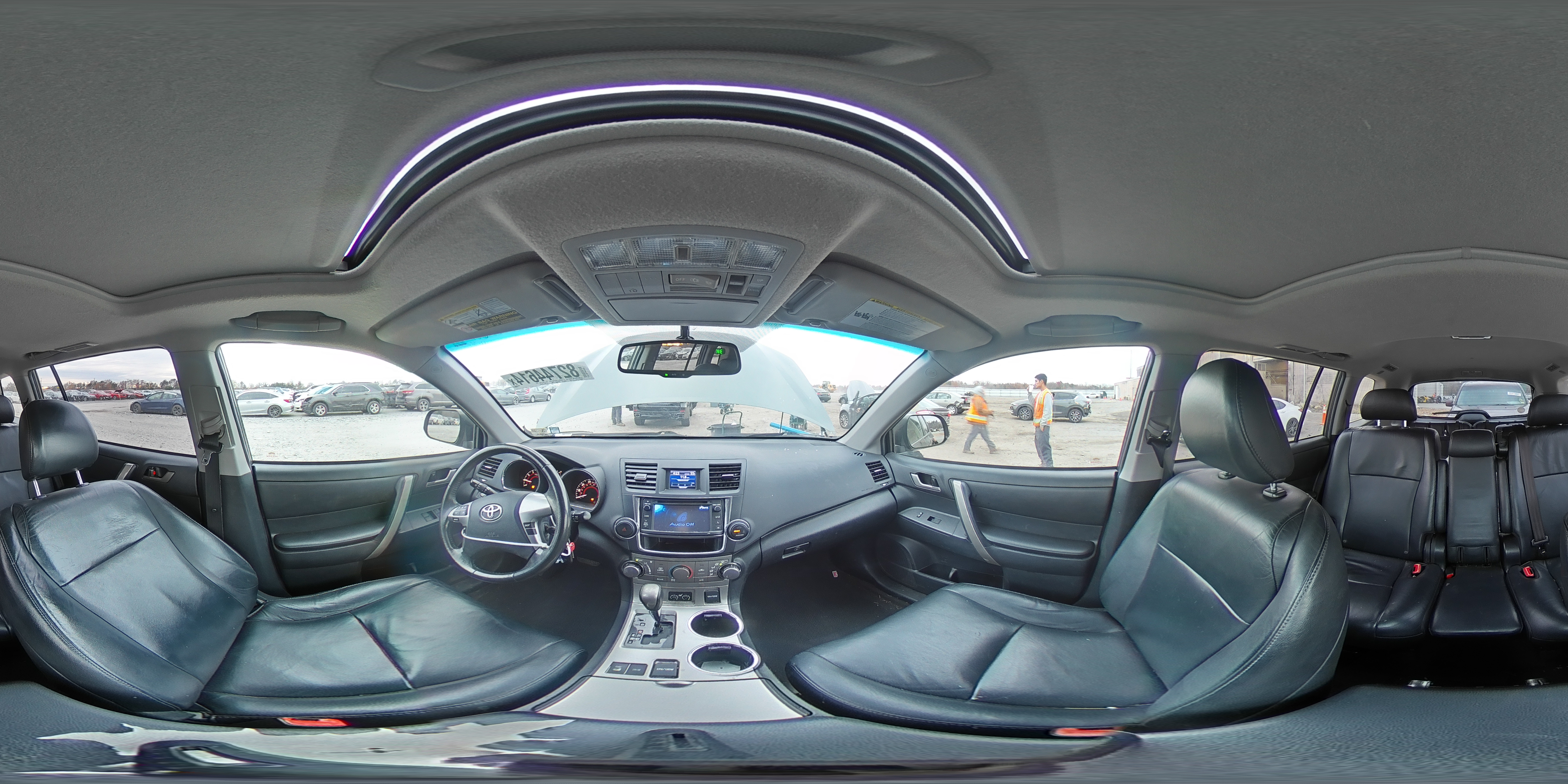 2013 Toyota Highlander - Image 14