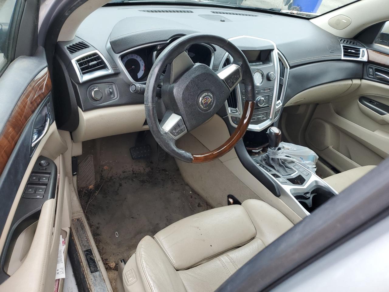2012 Cadillac SRX - Image 8