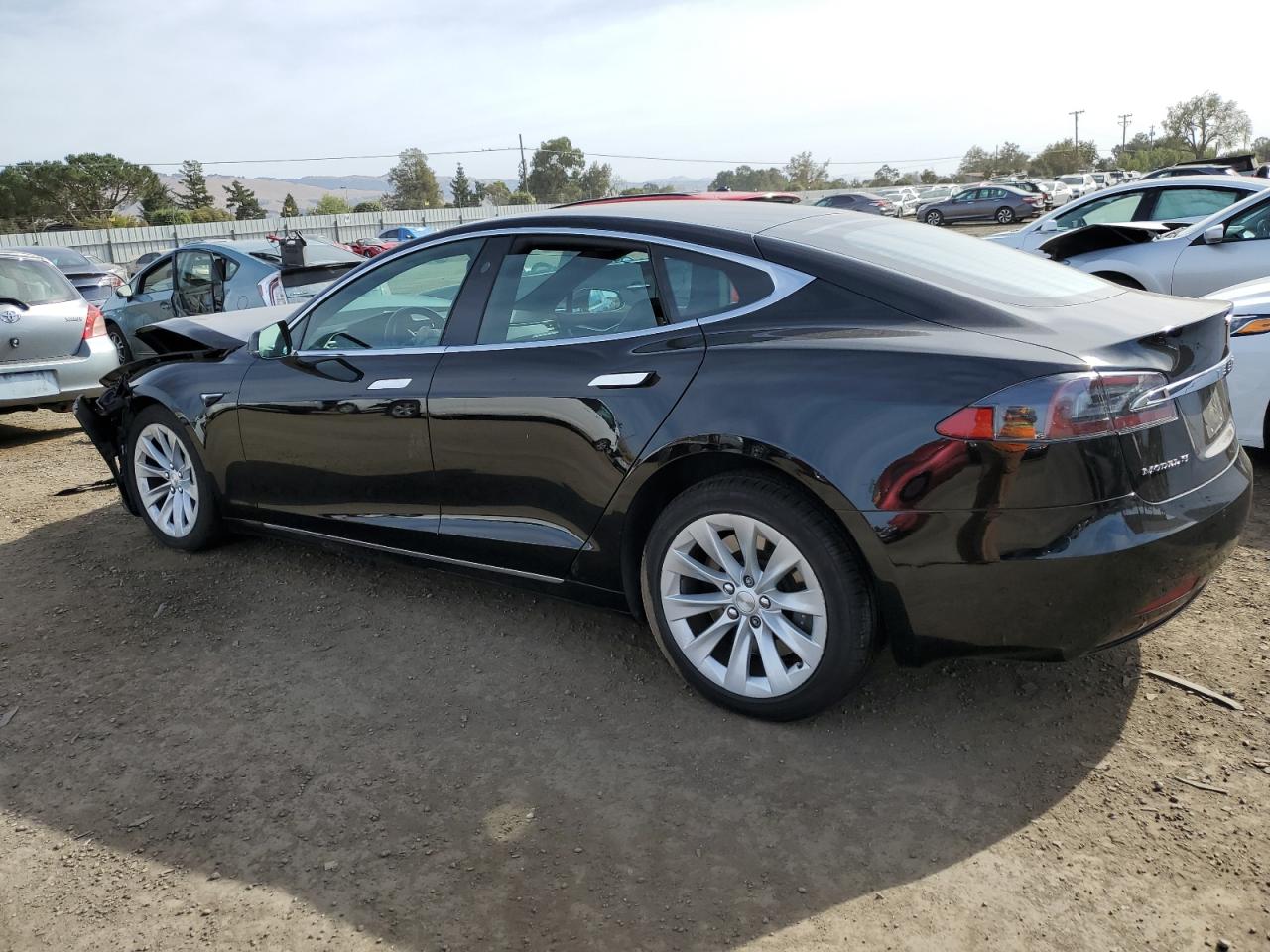 VIN 5YJSA1E12HF231086 2017 TESLA MODEL S no.2