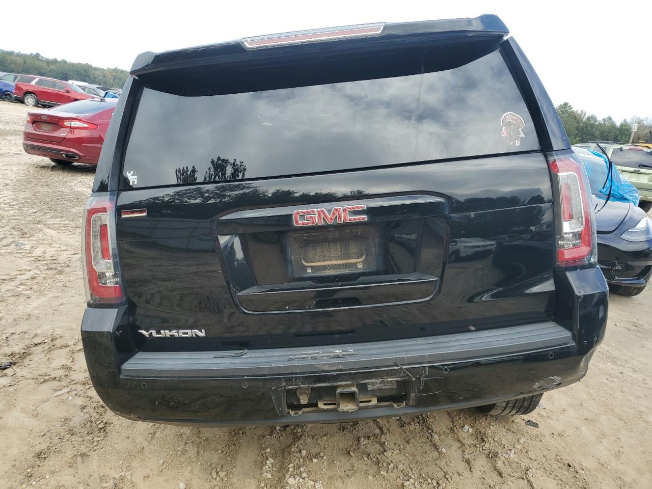 2015 GMC Yukon - Image 6