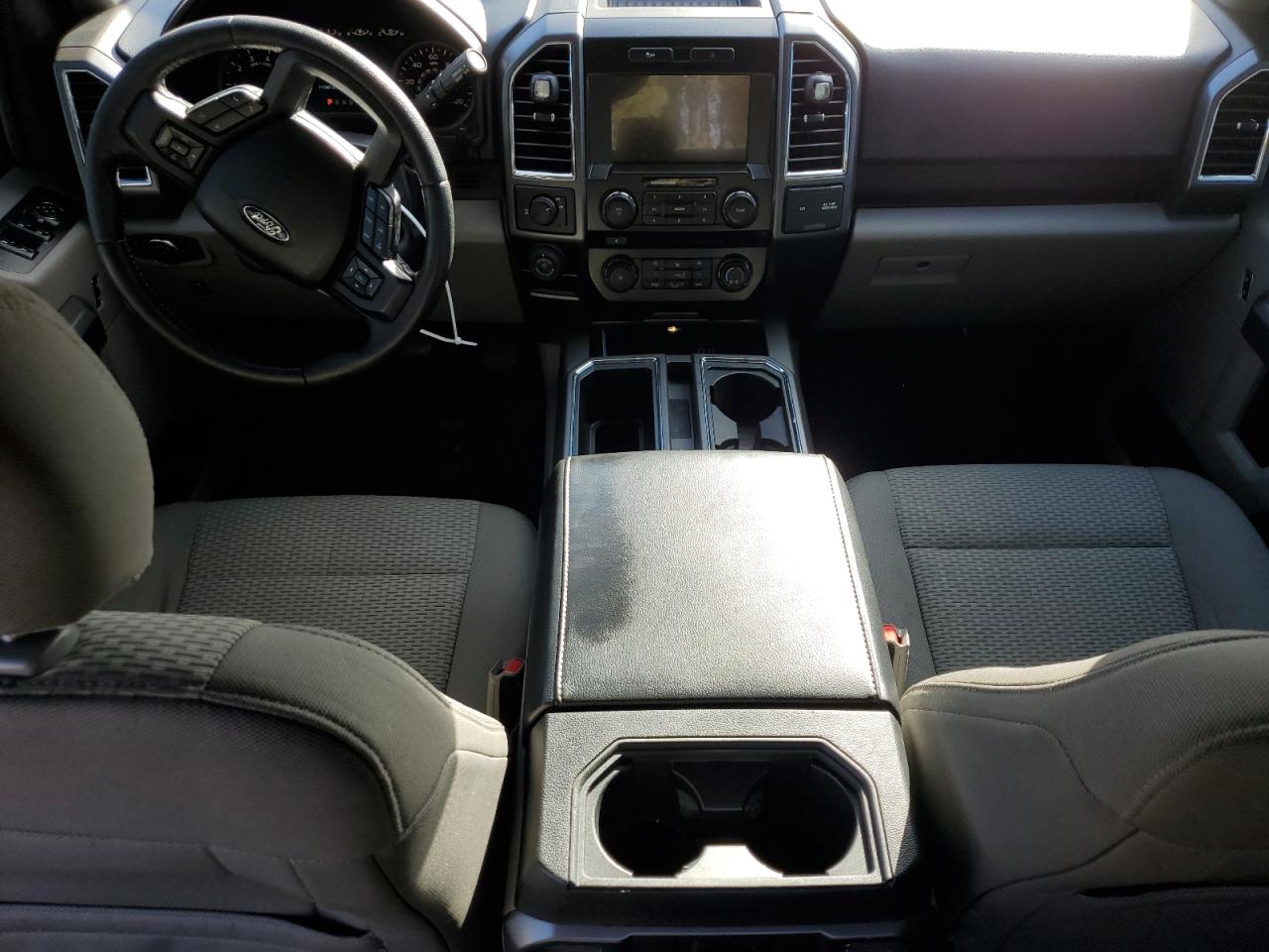 2016 Ford F-150 - Image 8