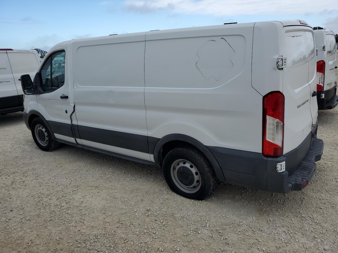 2017 Ford Transit - Image 2