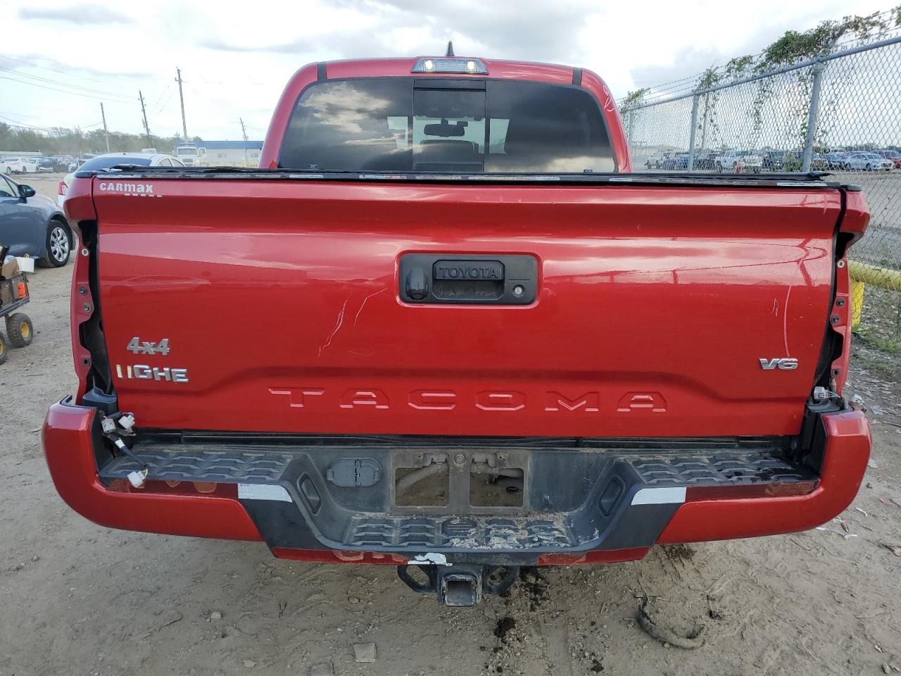 2017 Toyota Tacoma Double Cab VIN: 5TFAZ5CNXHX039499 Lot: 79696764