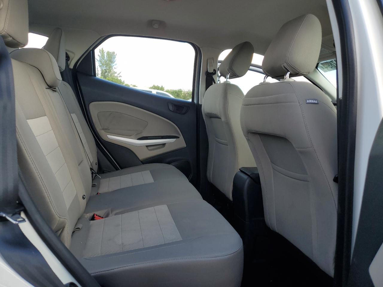 2018 Ford EcoSport - Image 11