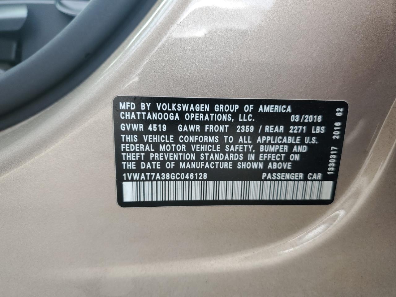 2016 Volkswagen Passat - Image 12