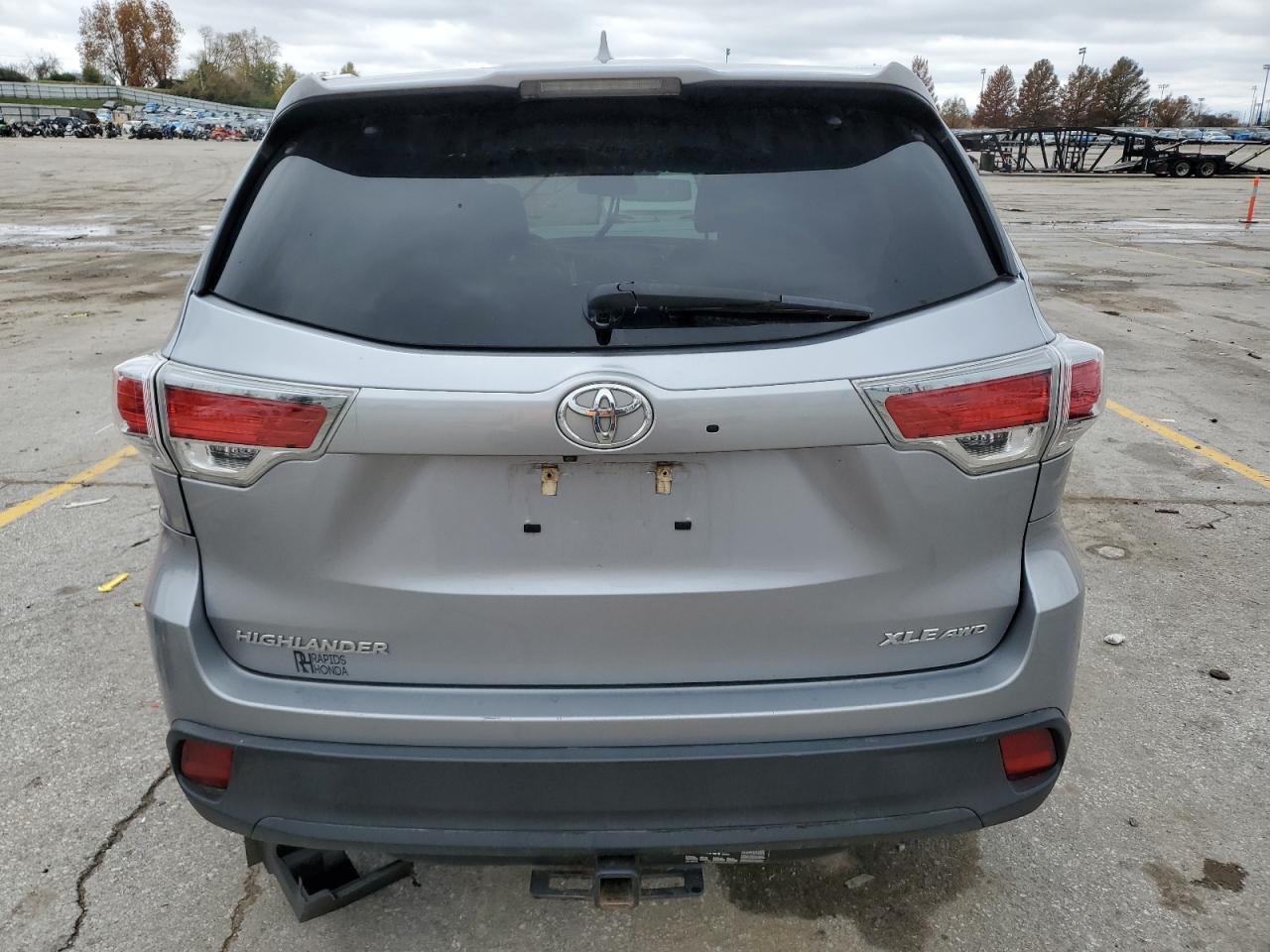 VIN 5TDJKRFH0GS503406 2016 TOYOTA HIGHLANDER no.6