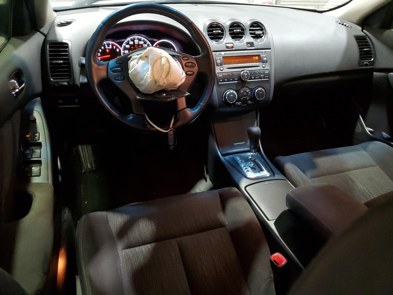 2012 Nissan Altima - Image 8