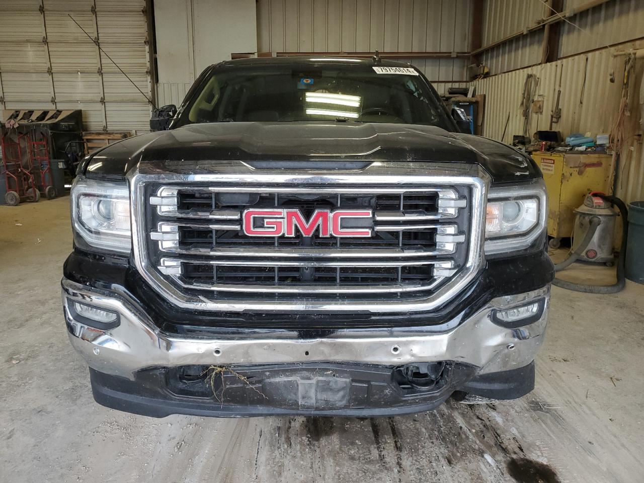 2018 GMC Sierra - Image 5