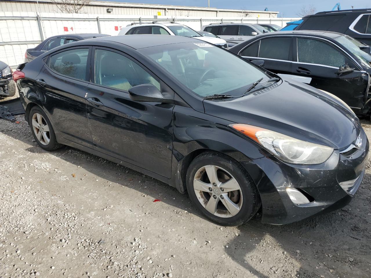 2013 Hyundai Elantra - Image 4