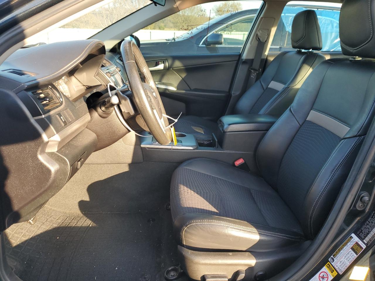 2014 Toyota Camry - Image 7