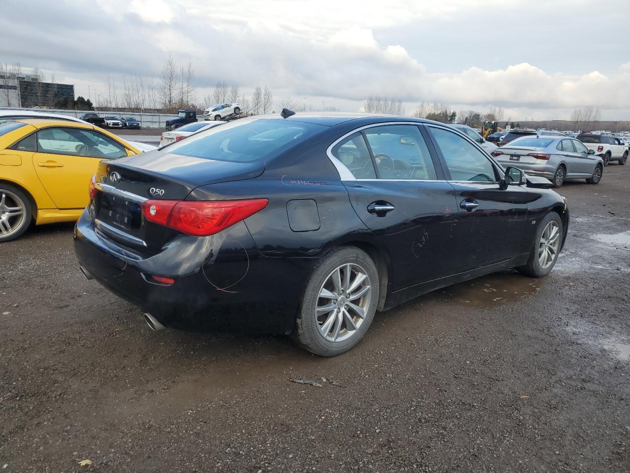 2015 Infiniti Q50 - Image 3