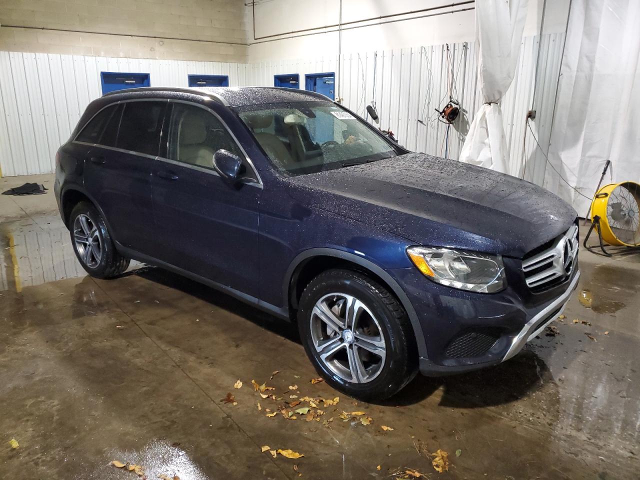 2016 Mercedes-Benz GLC - Image 4