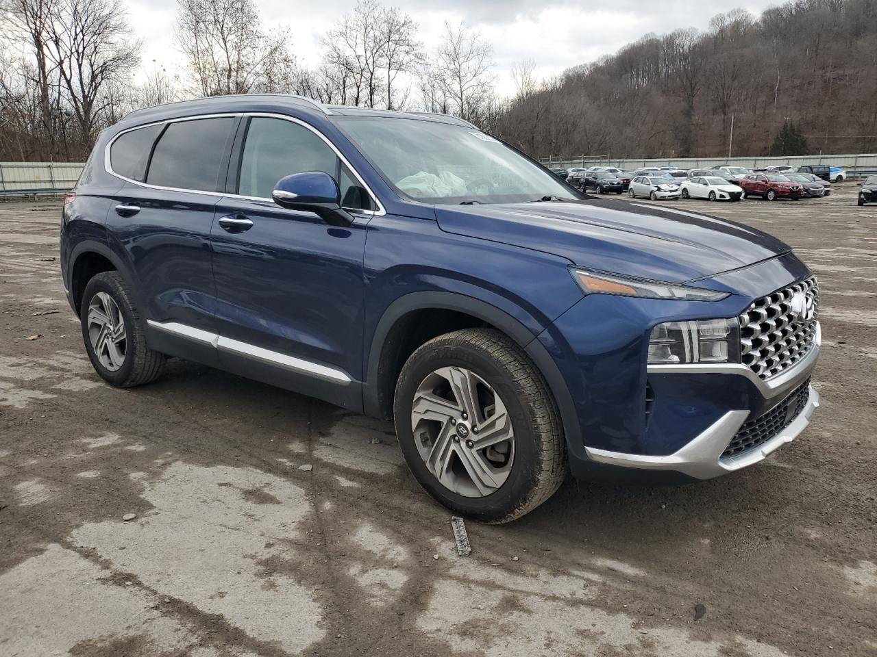 2022 Hyundai Santa Fe - Image 4