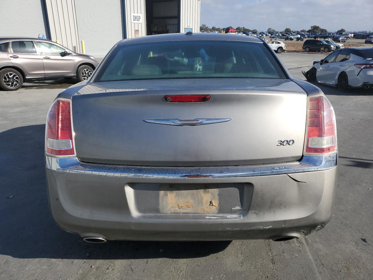 VIN 2C3CCAAG1EH255513 2014 CHRYSLER 300 no.6