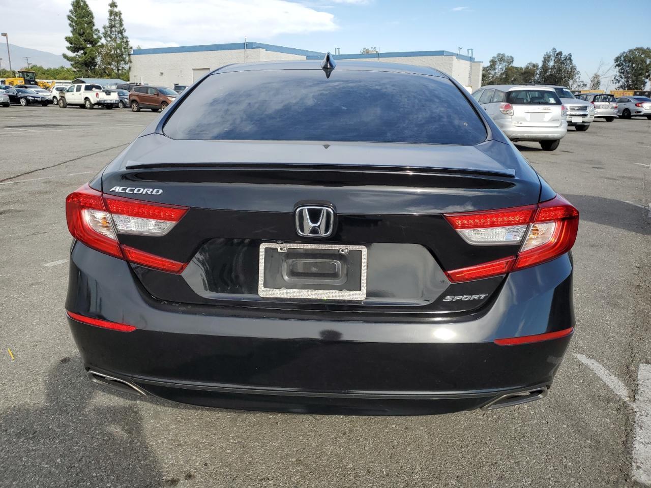 2018 Honda Accord Sport VIN: 1HGCV1F38JA150876 Lot: 79781384