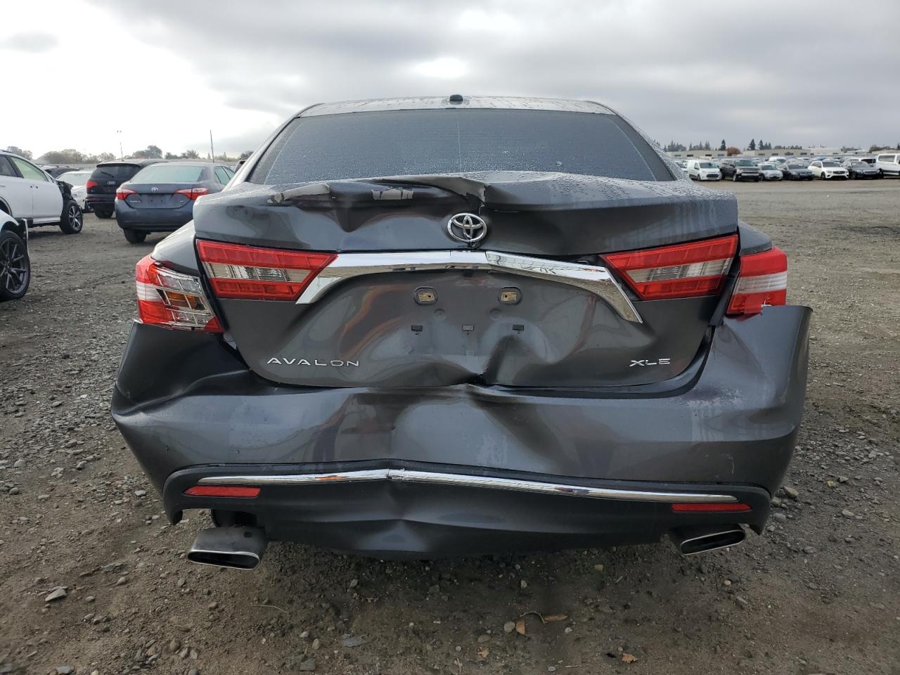 2017 Toyota Avalon - Image 6