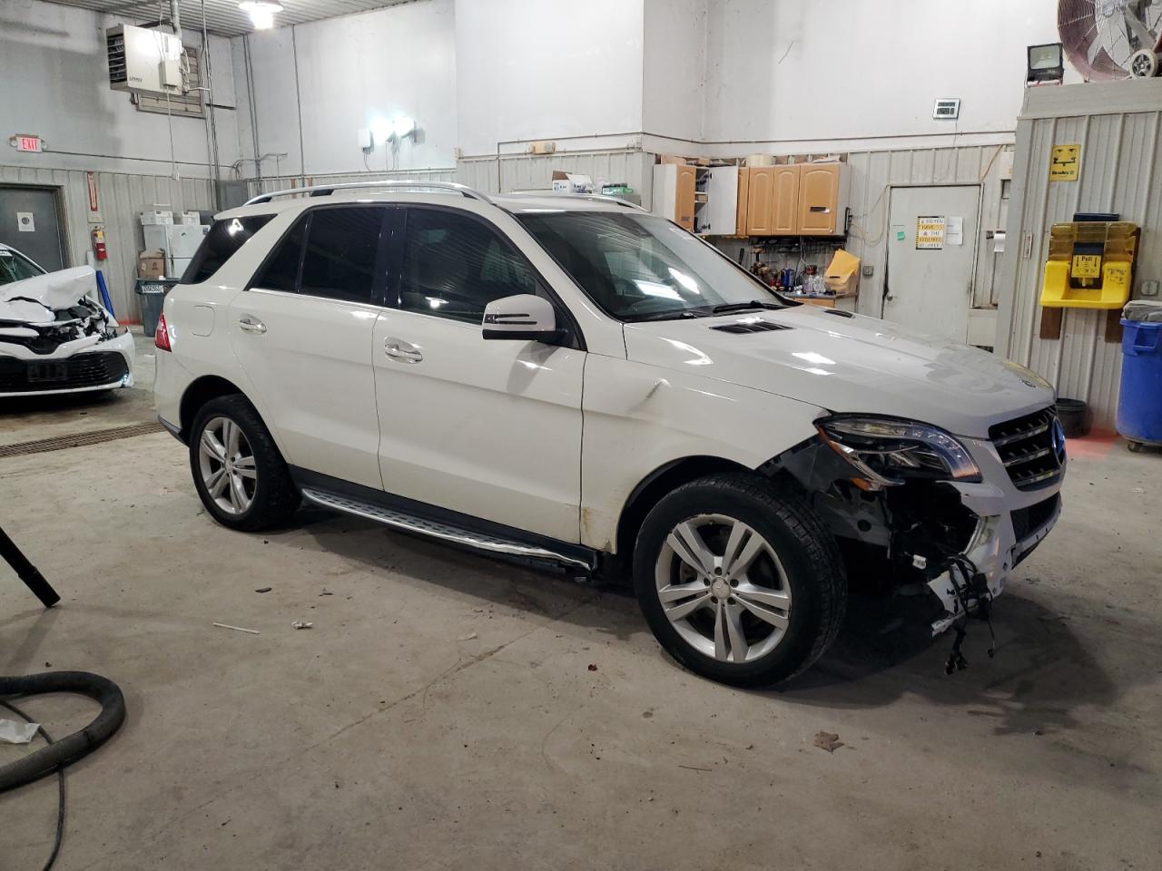 VIN 4JGDA5HB7DA171633 2013 MERCEDES-BENZ M-CLASS no.4