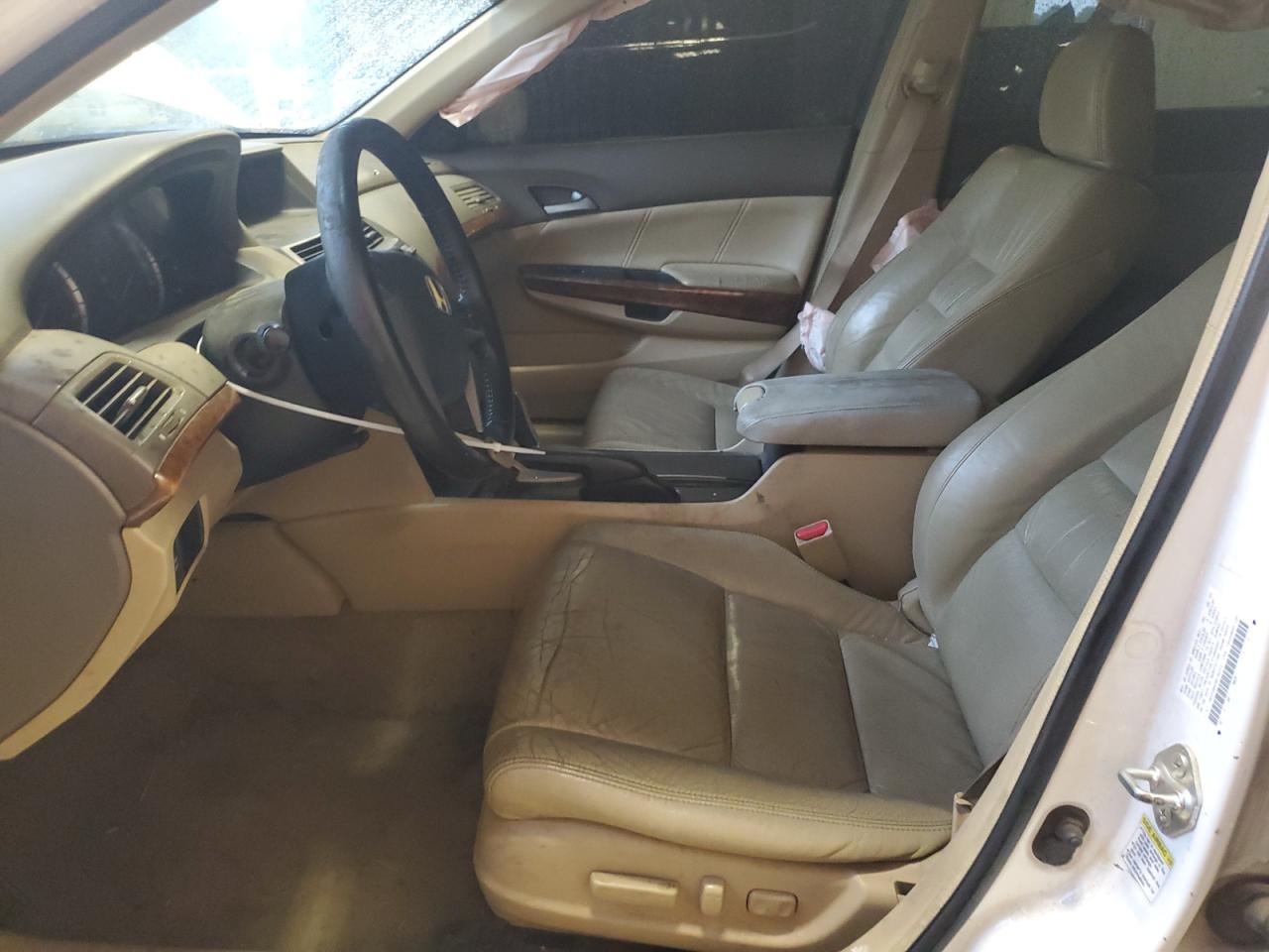 2009 Honda Accord - Image 7