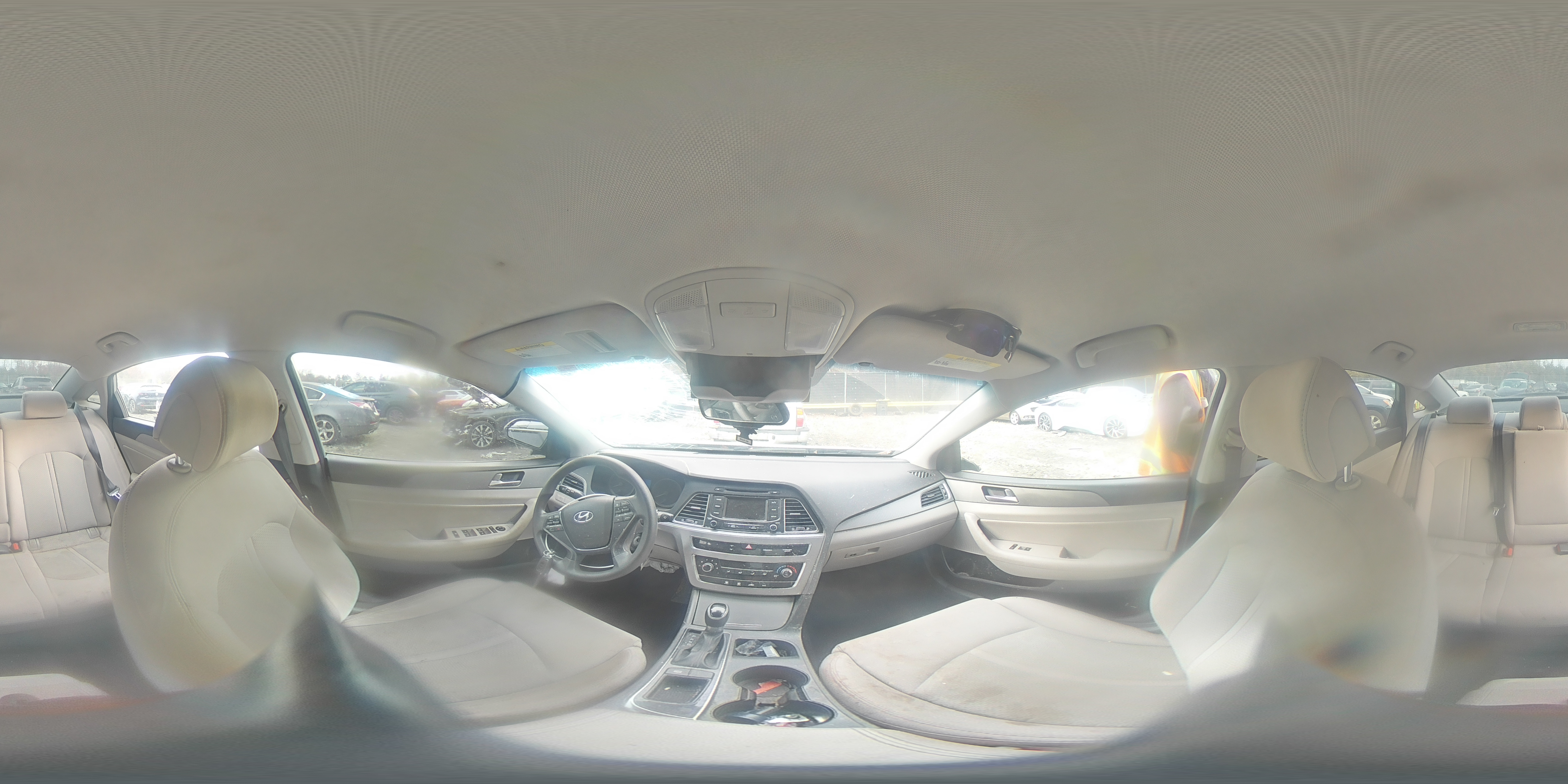 2015 Hyundai Sonata - Image 12