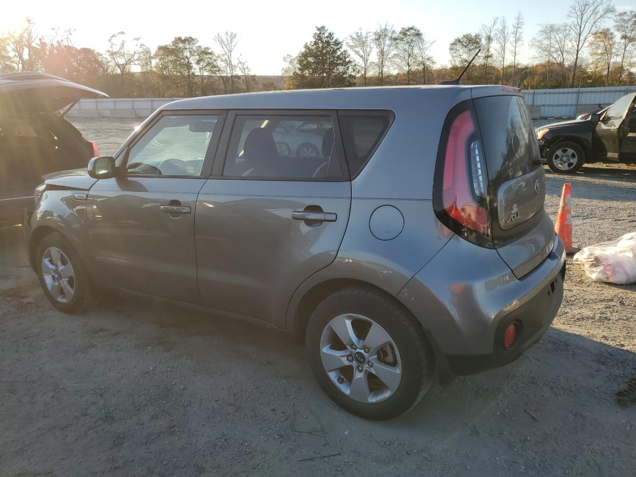 2017 Kia Soul VIN: KNDJN2A2XH7445513 Lot: 82475754