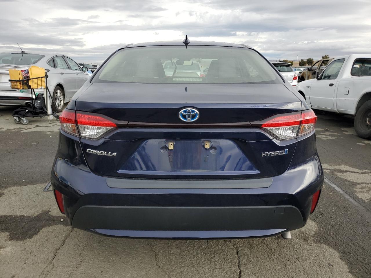 2022 Toyota Corolla - Image 6