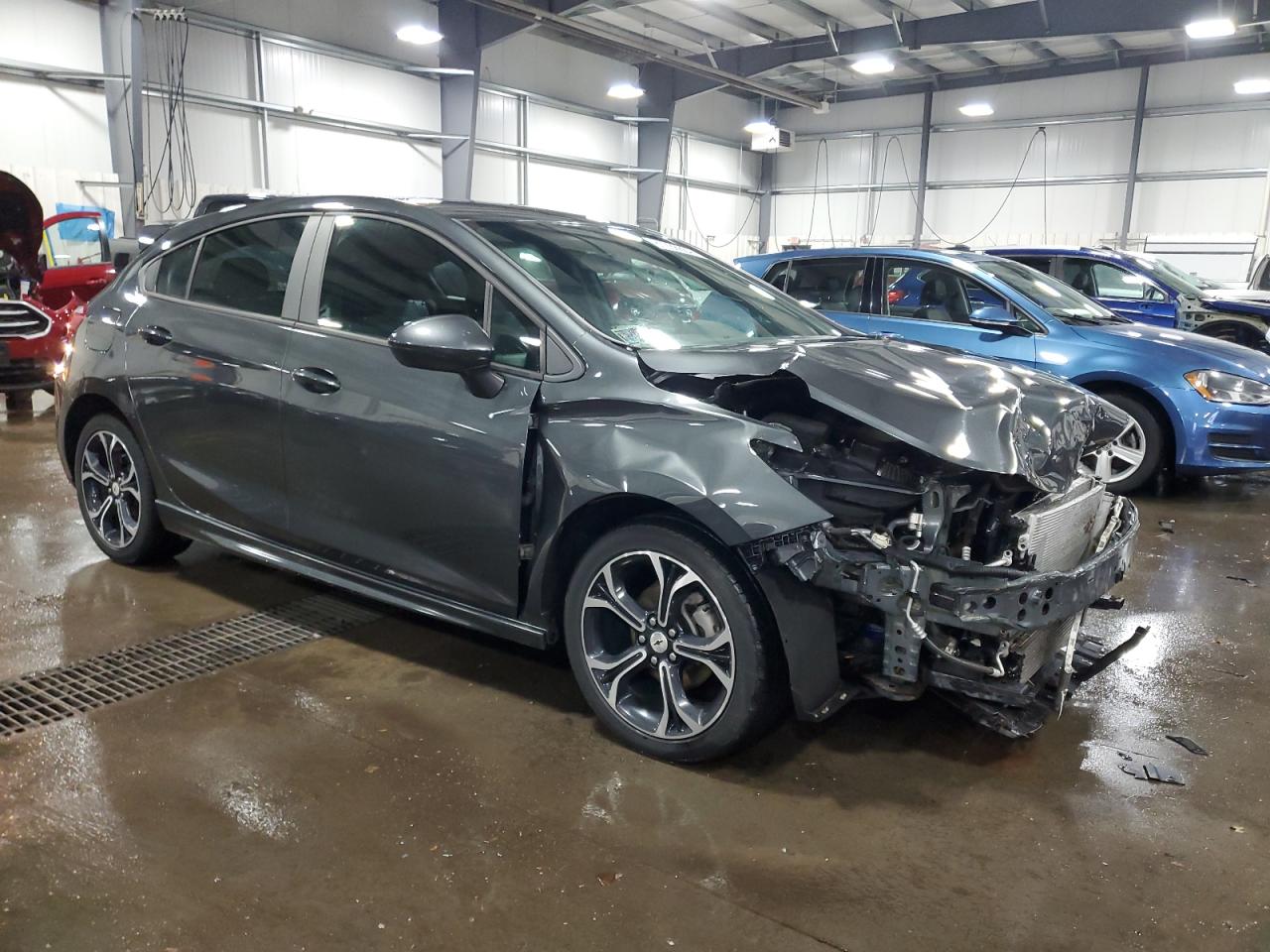 VIN 3G1BE6SM5KS526092 2019 CHEVROLET CRUZE no.4