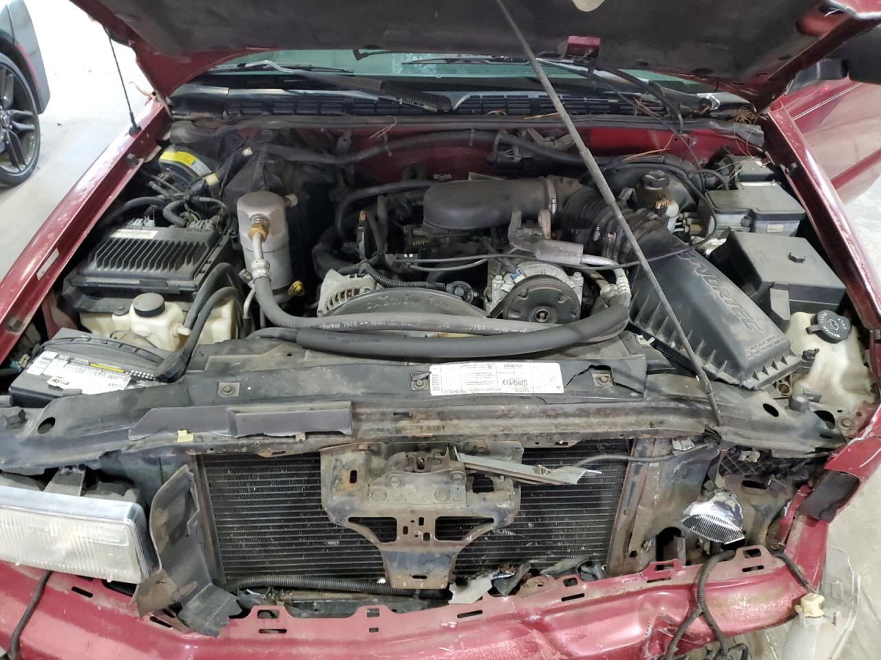 1999 Chevrolet S-10 Pickup - Image 11