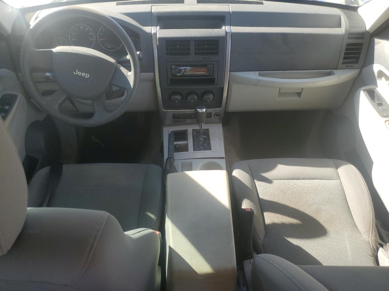 2008 Jeep Liberty (North America) - Image 8